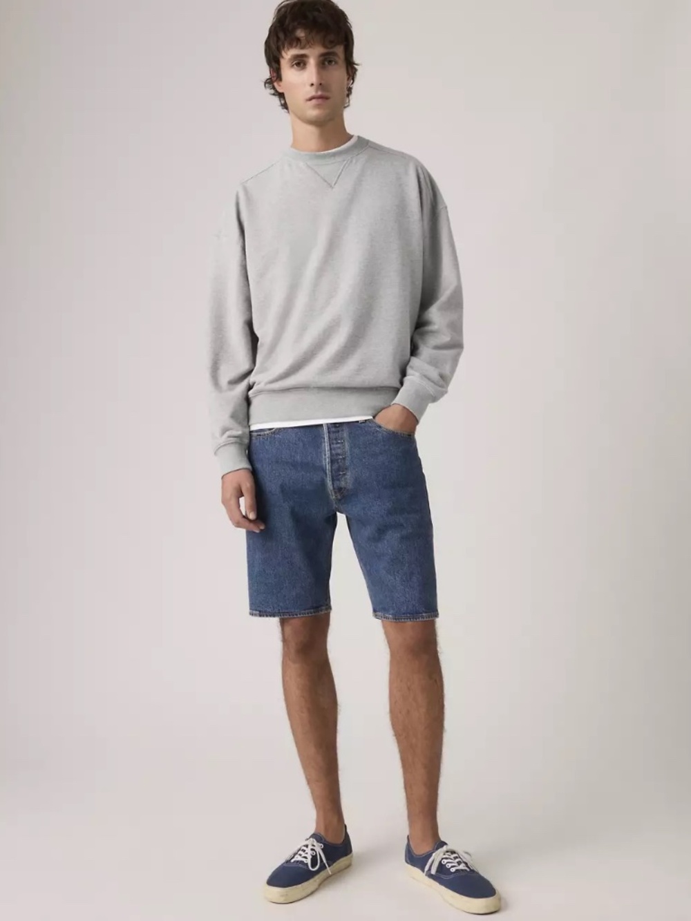 Levi's 501 Original Button Fly Men's Denim Jean Short 9 Inch Inseam | Size 34